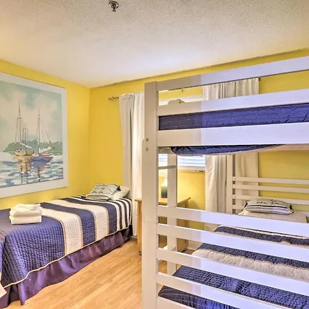 Coastal Hilton Head Resort Condo With Pool Access!